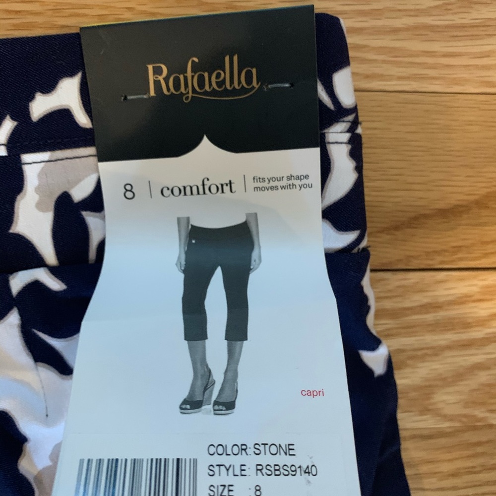 Brand New Rafaella capri pants